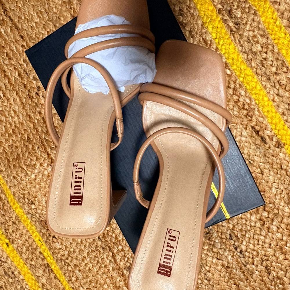 Bumper Women's Beige Strappy Heels